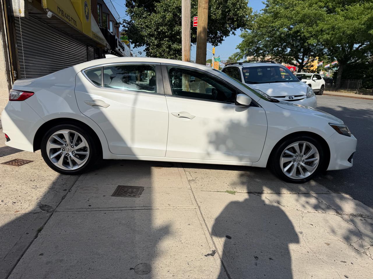 Acura ILX 8-Spd AT w/ Premium Package 2016