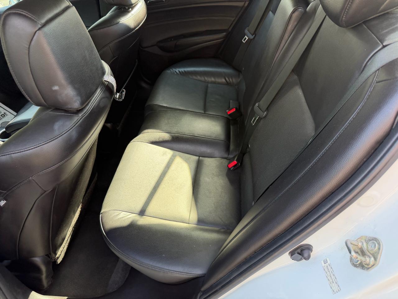 Acura ILX 8-Spd AT w/ Premium Package 2016