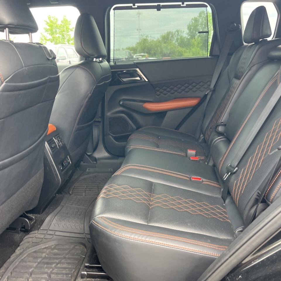 Mitsubishi Outlander SEL 4WD 2022