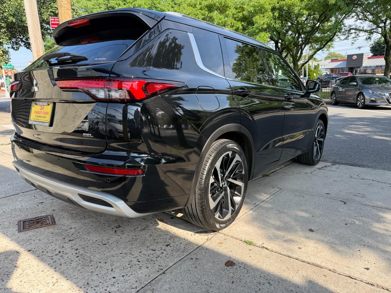 Mitsubishi Outlander SEL 4WD 2022