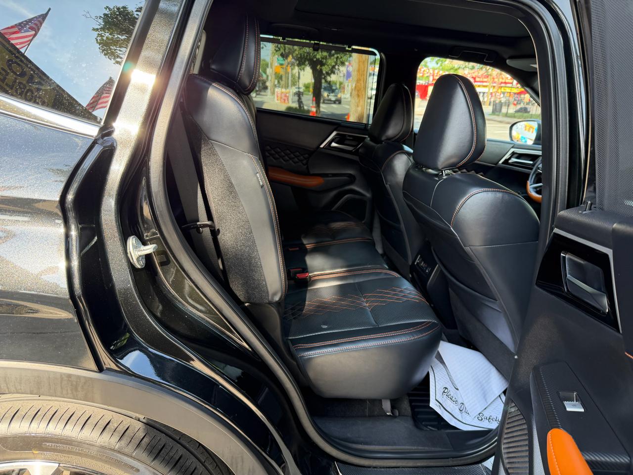 Mitsubishi Outlander SEL 4WD 2022