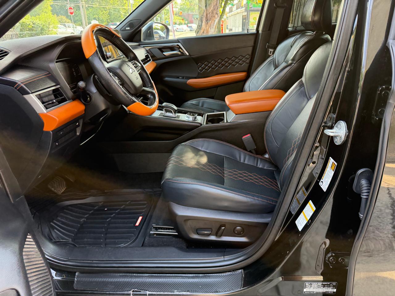 Mitsubishi Outlander SEL 4WD 2022