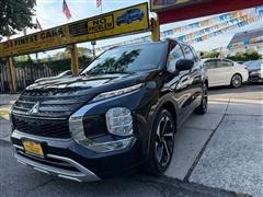2022 Mitsubishi Outlander 