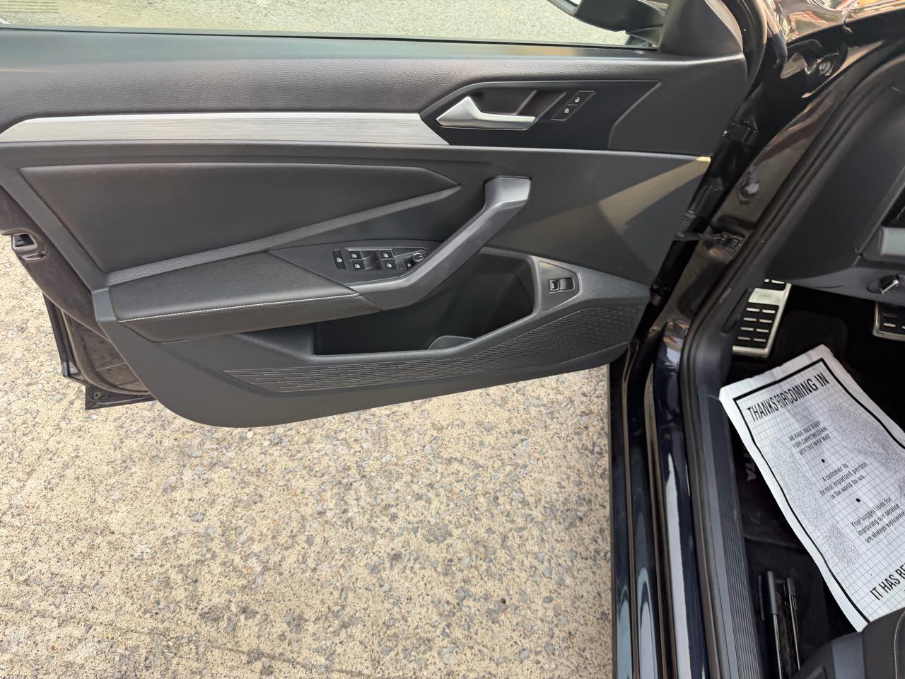 Volkswagen Jetta Sport 2025