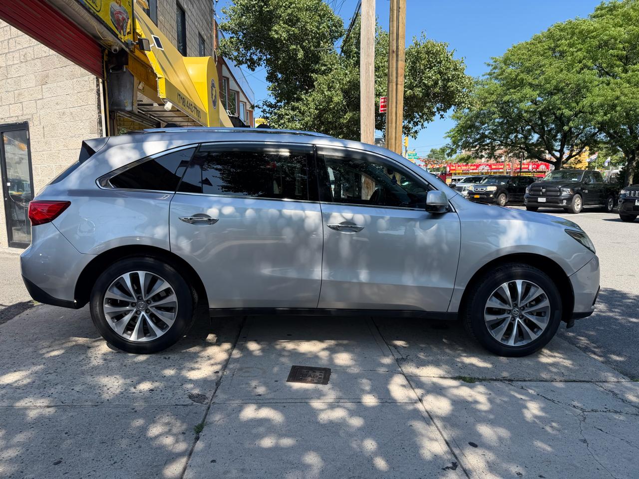 Acura MDX SH-AWD 6-Spd AT w/Tech Package 2015