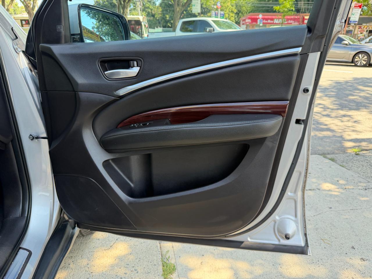 Acura MDX SH-AWD 6-Spd AT w/Tech Package 2015