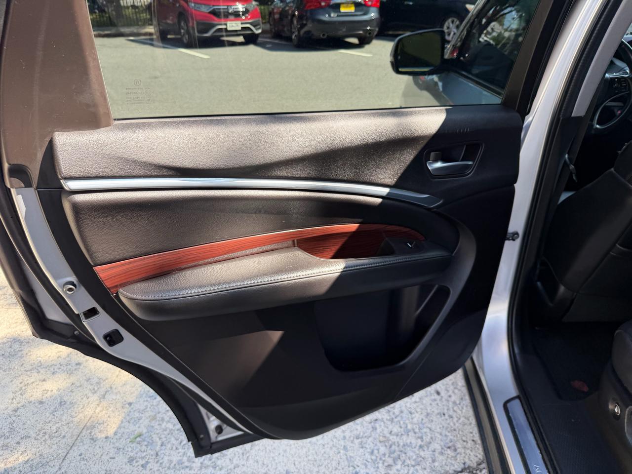 Acura MDX SH-AWD 6-Spd AT w/Tech Package 2015