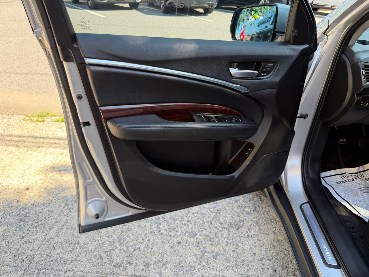 Acura MDX SH-AWD 6-Spd AT w/Tech Package 2015
