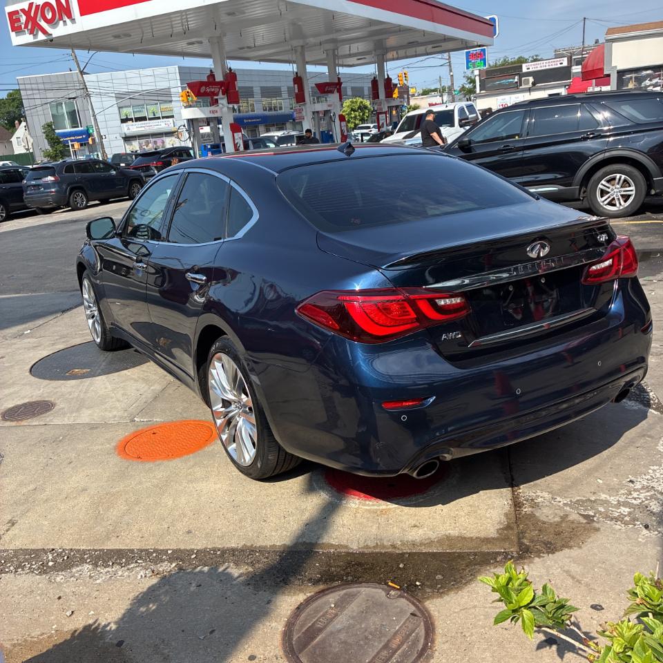 Infiniti Q70 3.7 AWD 2017
