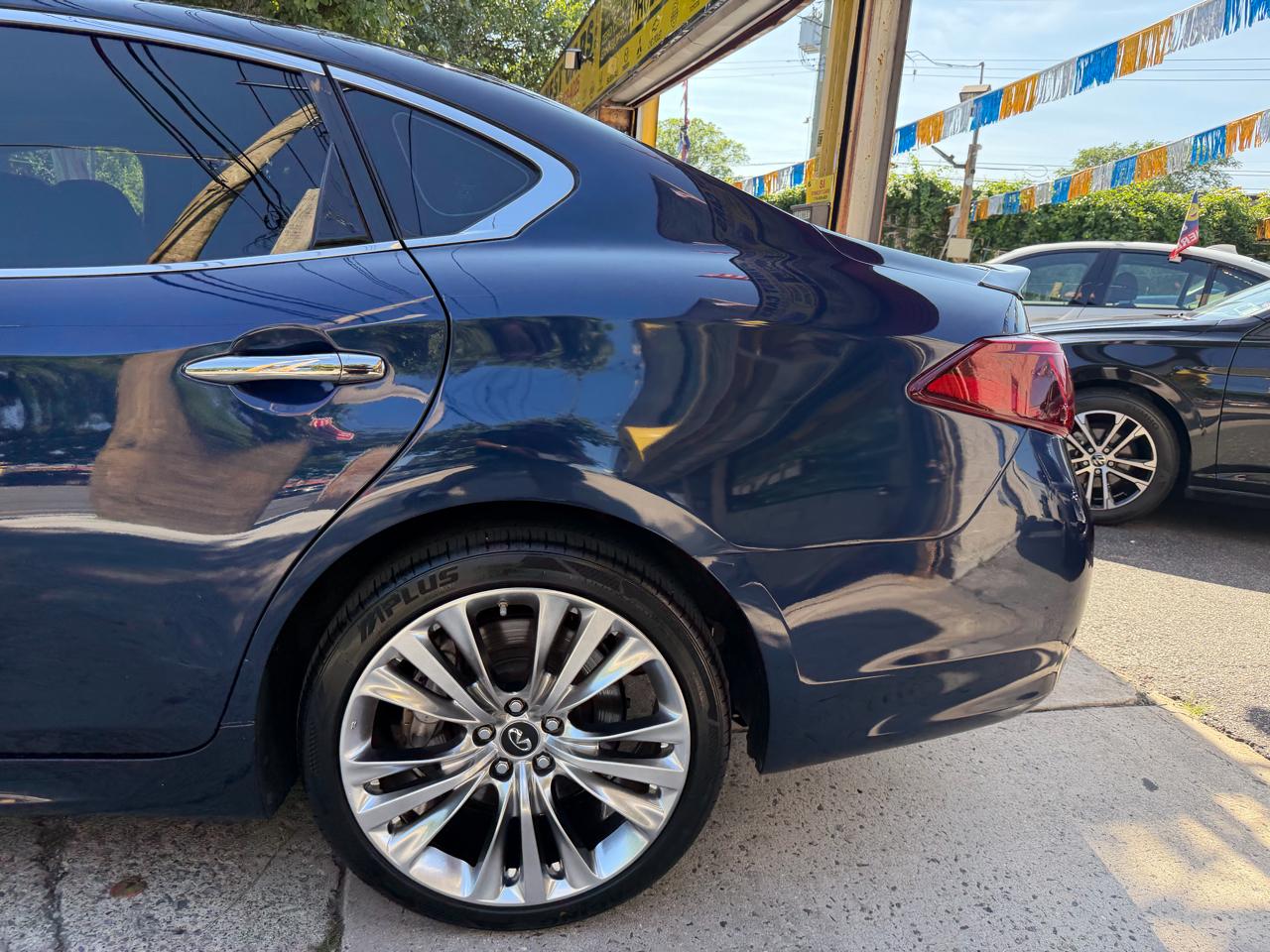 Infiniti Q70 3.7 AWD 2017