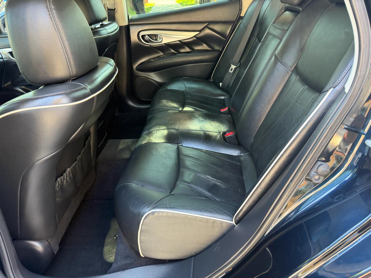 Infiniti Q70 3.7 AWD 2017
