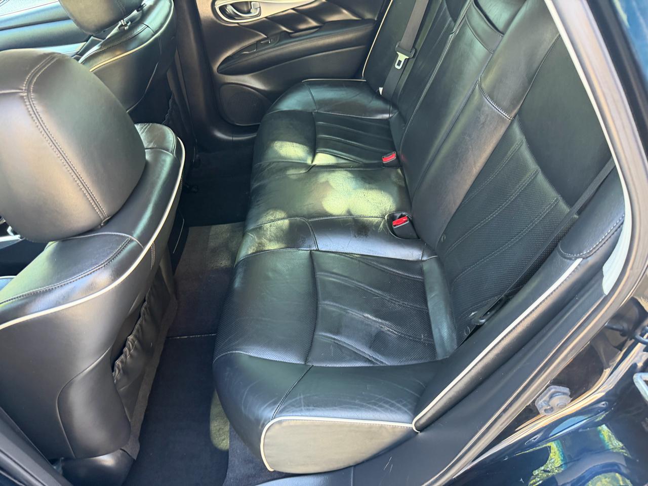 Infiniti Q70 3.7 AWD 2017