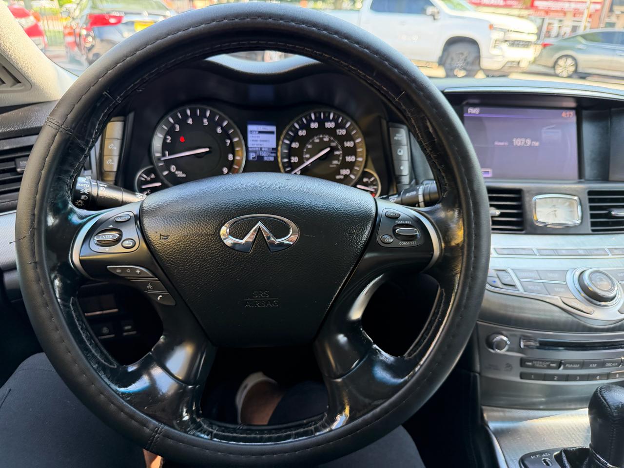 Infiniti Q70 3.7 AWD 2017