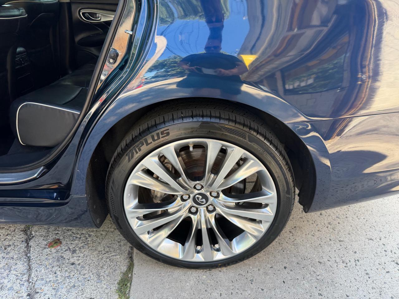 Infiniti Q70 3.7 AWD 2017