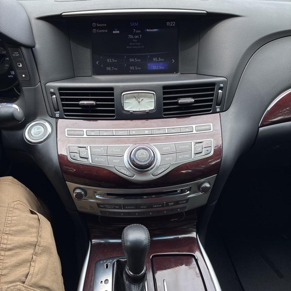 Infiniti Q70L 3.7 4D Sedan 2018