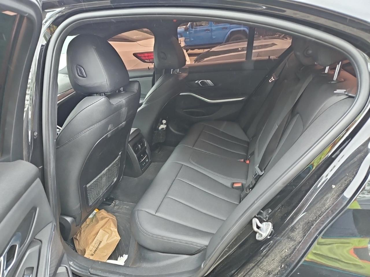BMW 3-Series 330i xDrive 2020