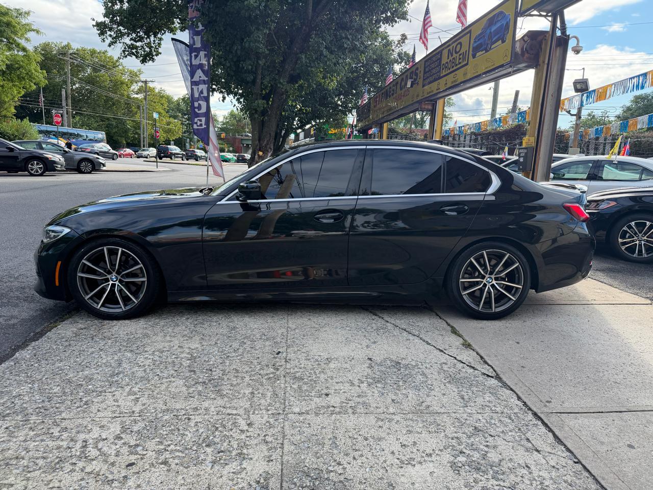 BMW 3-Series 330i xDrive 2020