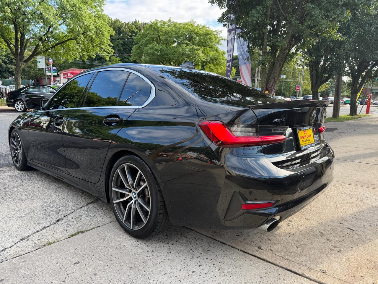 BMW 3-Series 330i xDrive 2020