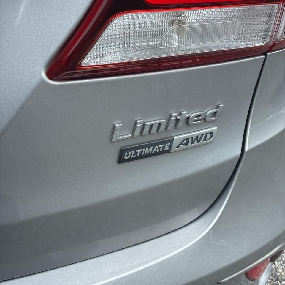 Hyundai Santa Fe Ultimate AWD 2017