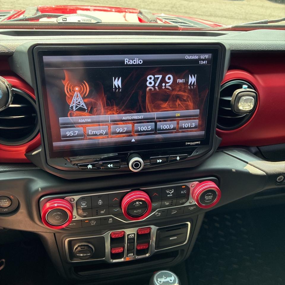 Jeep Wrangler Unlimited Sport 2018