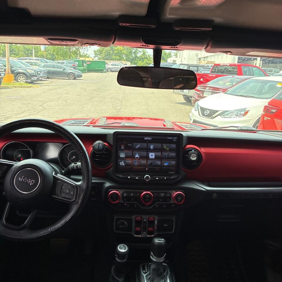 Jeep Wrangler Unlimited Sport 2018