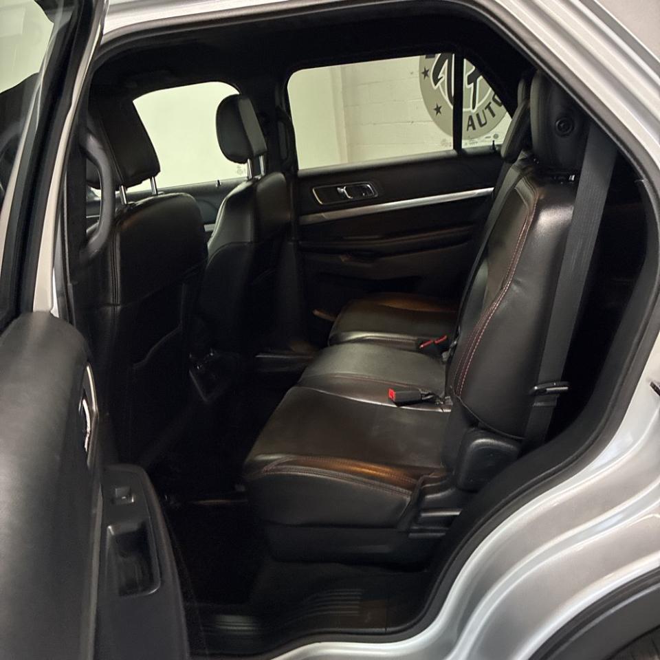 Ford Explorer XLT 4WD 2018