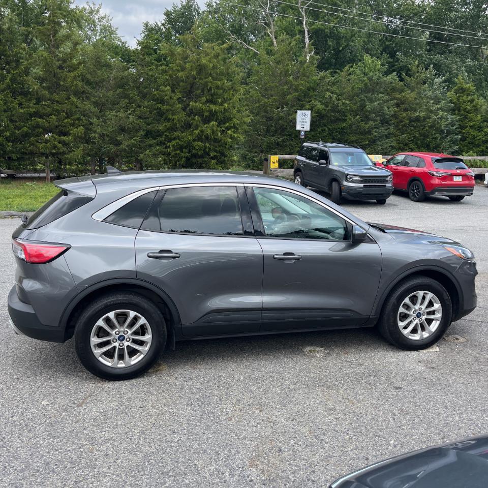 Ford Escape SE AWD 2021