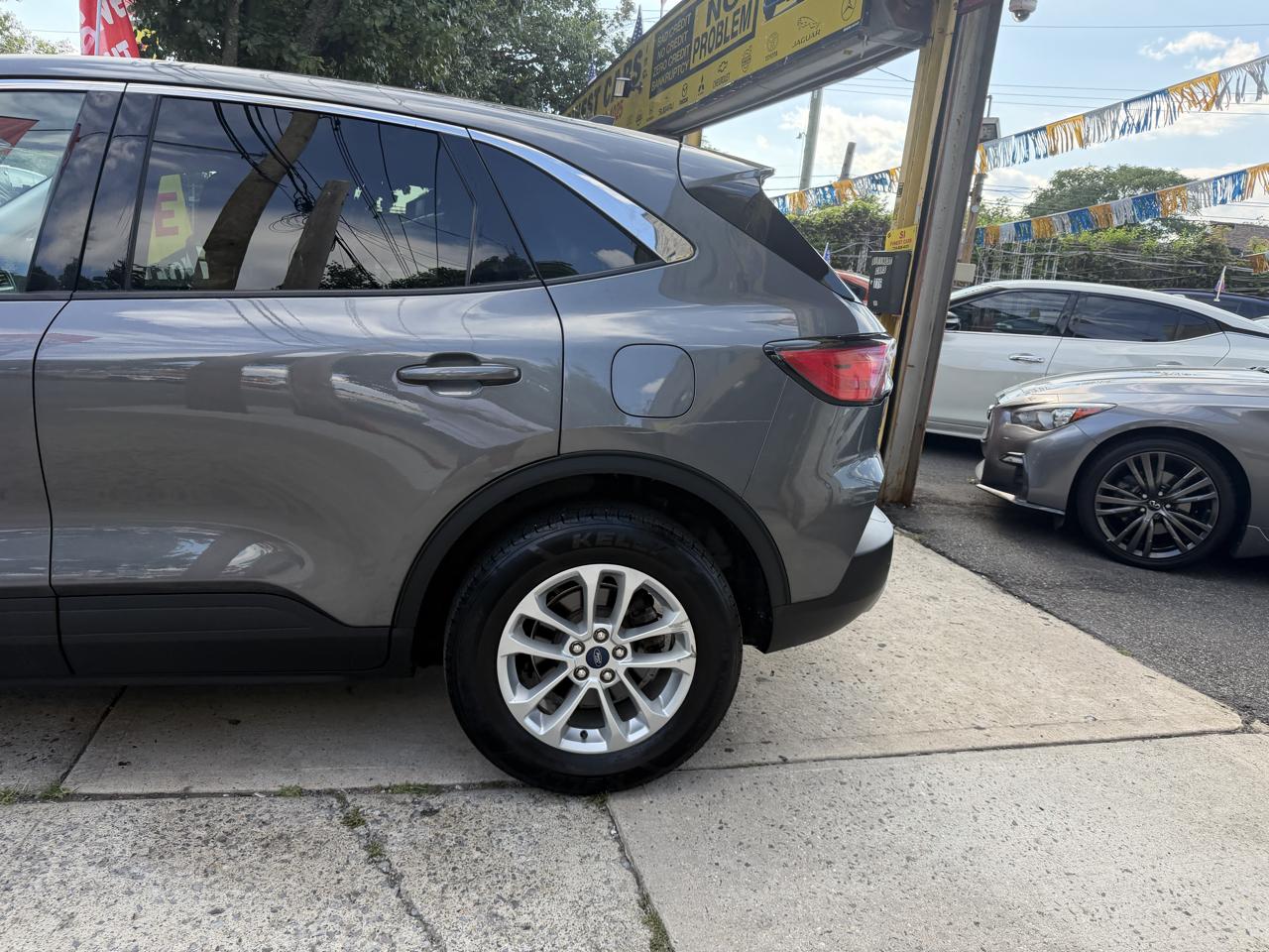 Ford Escape SE AWD 2021