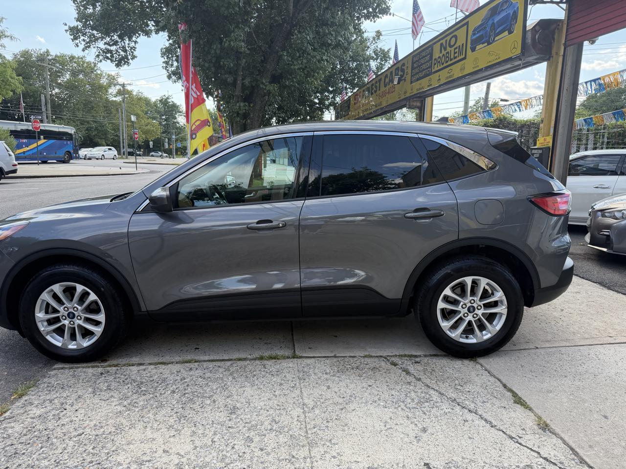 Ford Escape SE AWD 2021