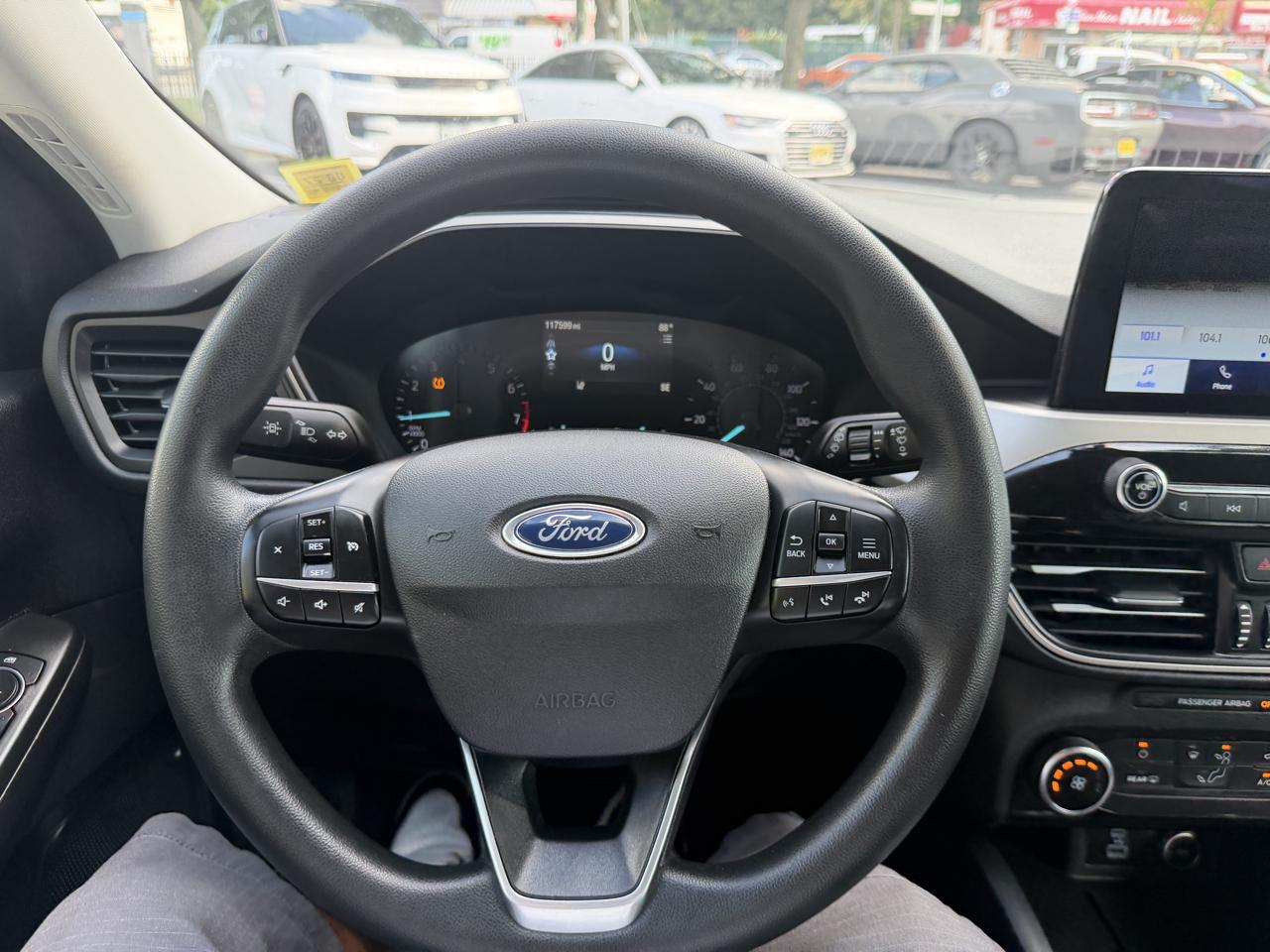 Ford Escape SE AWD 2021