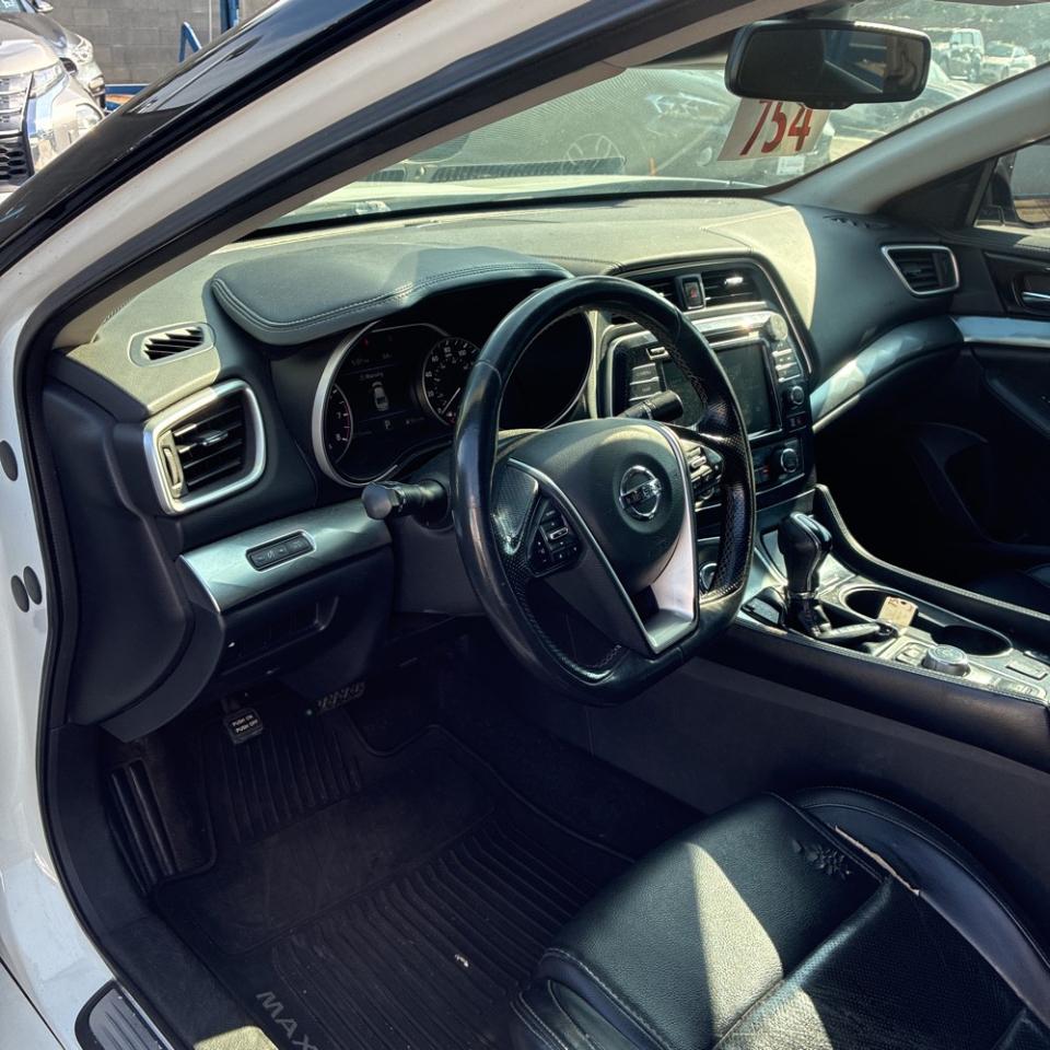 Nissan Maxima 3.5 SV 2020