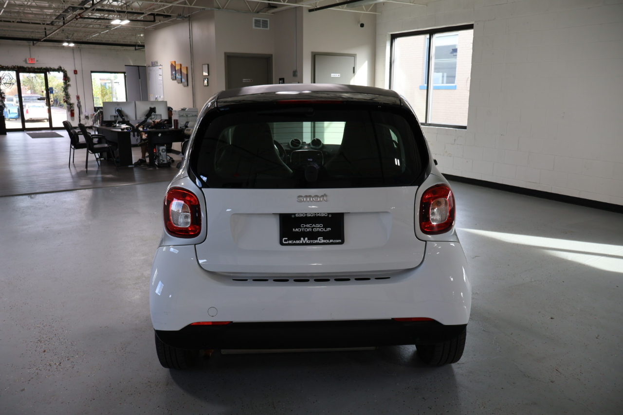2016 Smart Fortwo photo 4