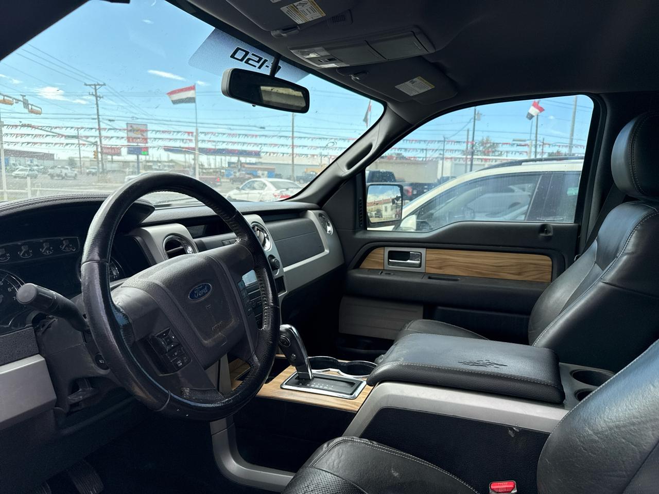 Ford F-150 XL SuperCrew 5.5-ft. Bed 2WD 2011