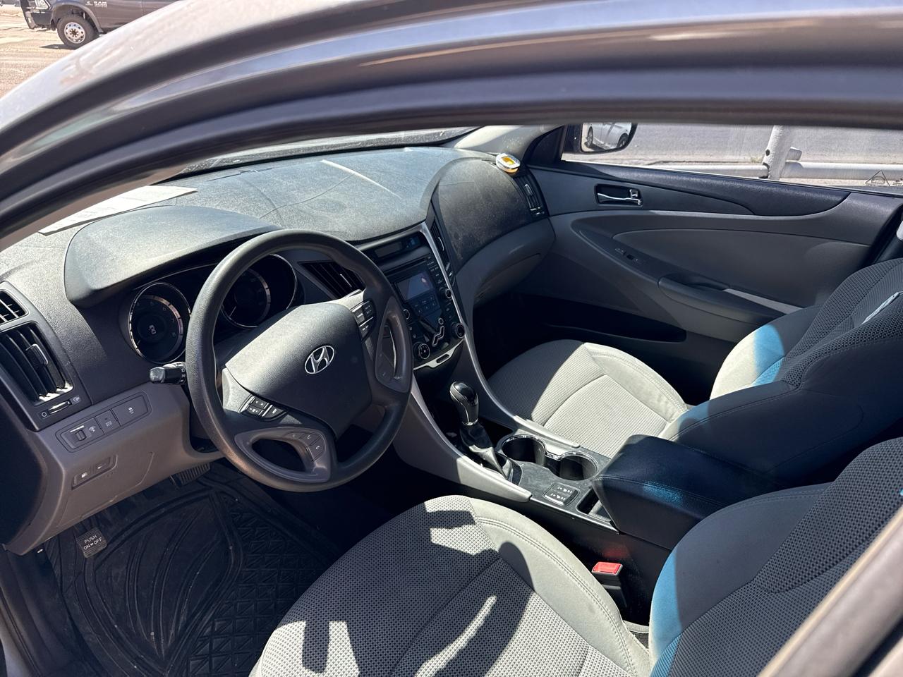 Hyundai Sonata GLS 2013