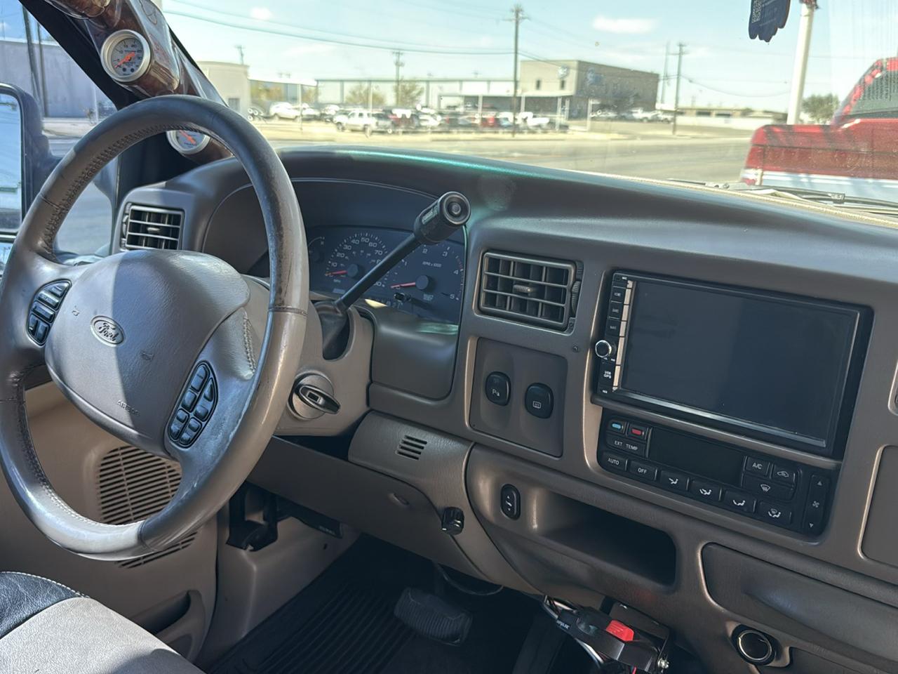 Ford Excursion Limited 7.3L 2WD 2002