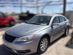 2014 Chrysler 200 