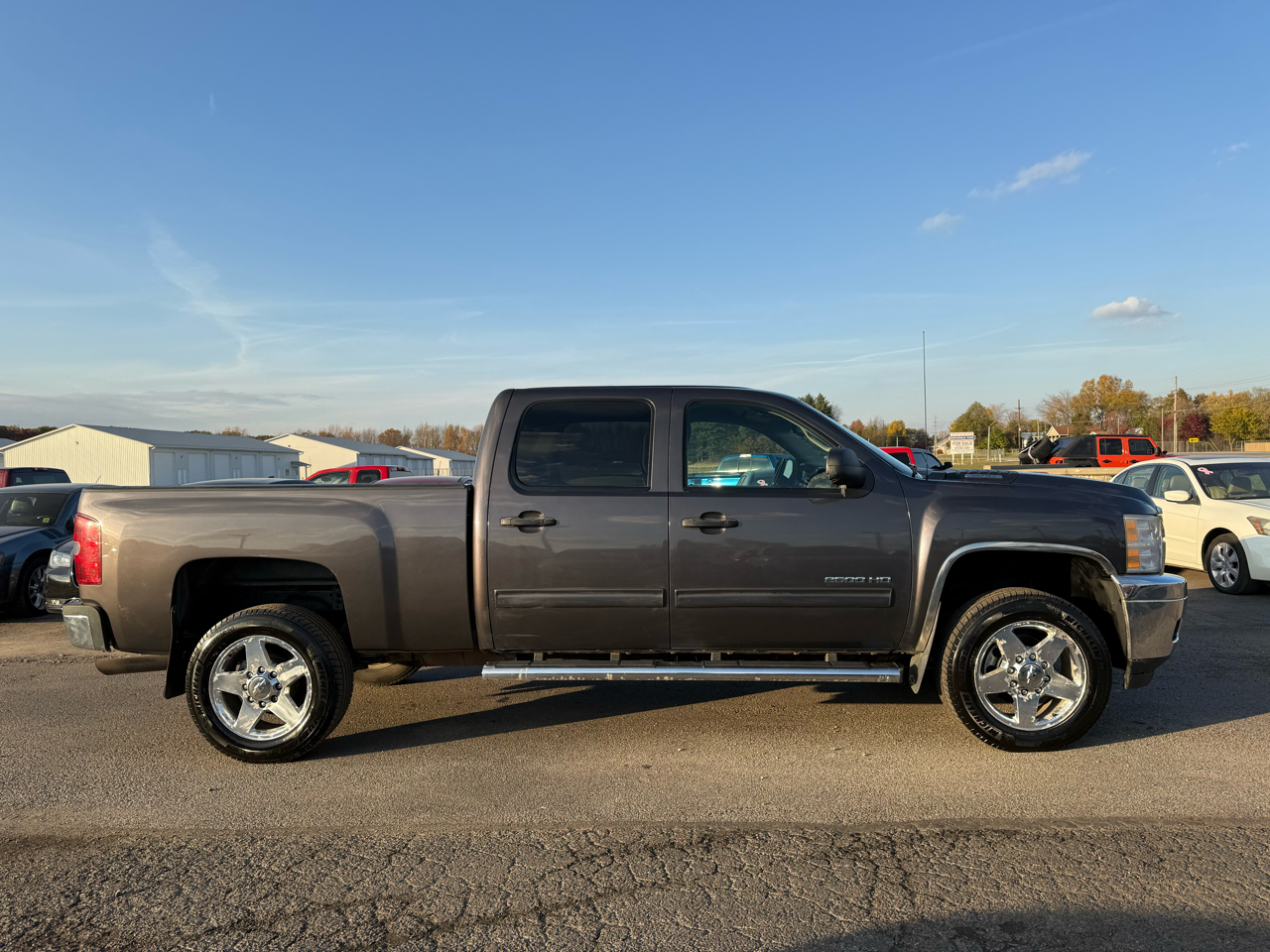 Chevrolet Silverado 2500HD LT Crew Cab 4WD 2011
