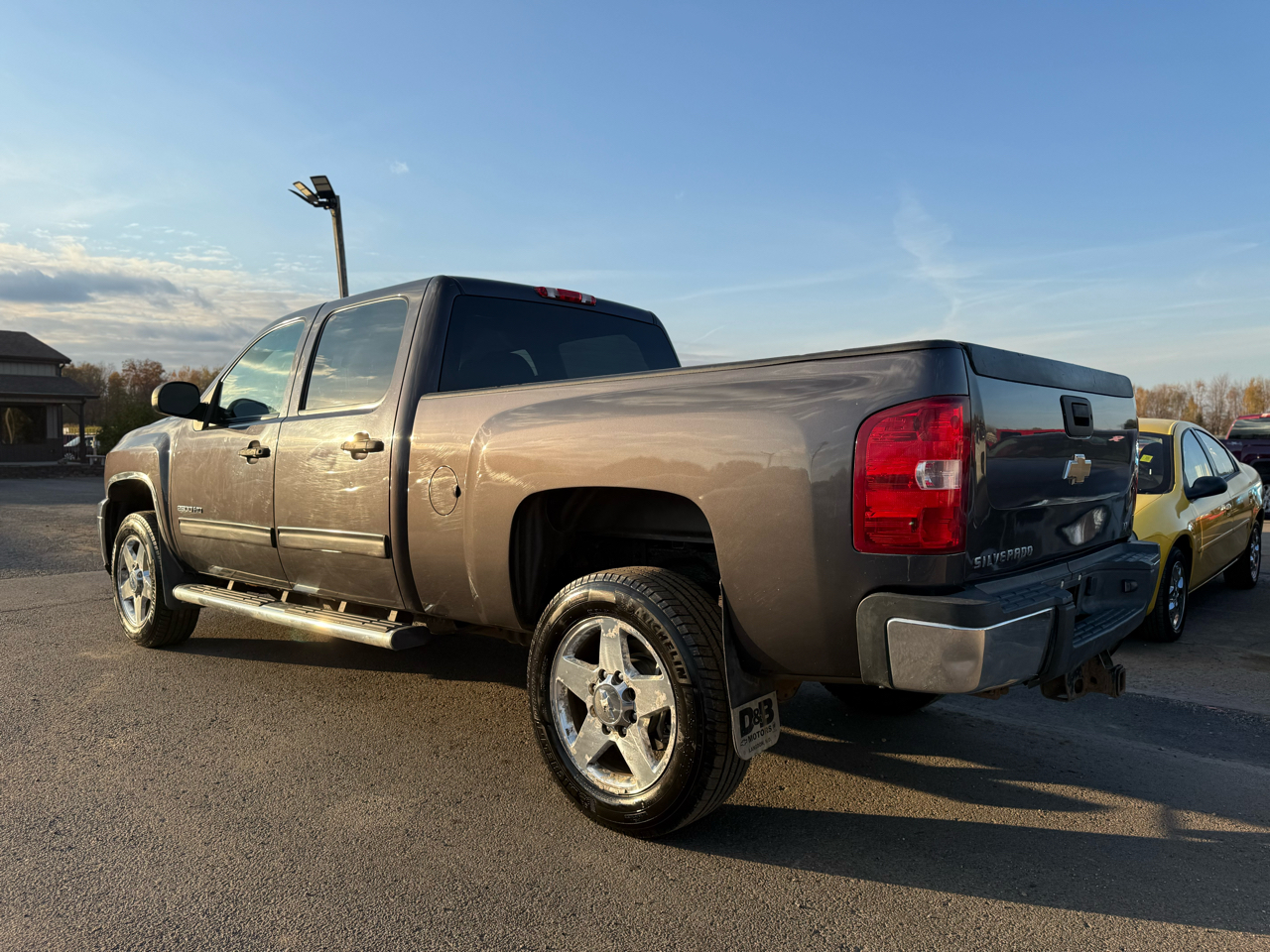 Chevrolet Silverado 2500HD LT Crew Cab 4WD 2011