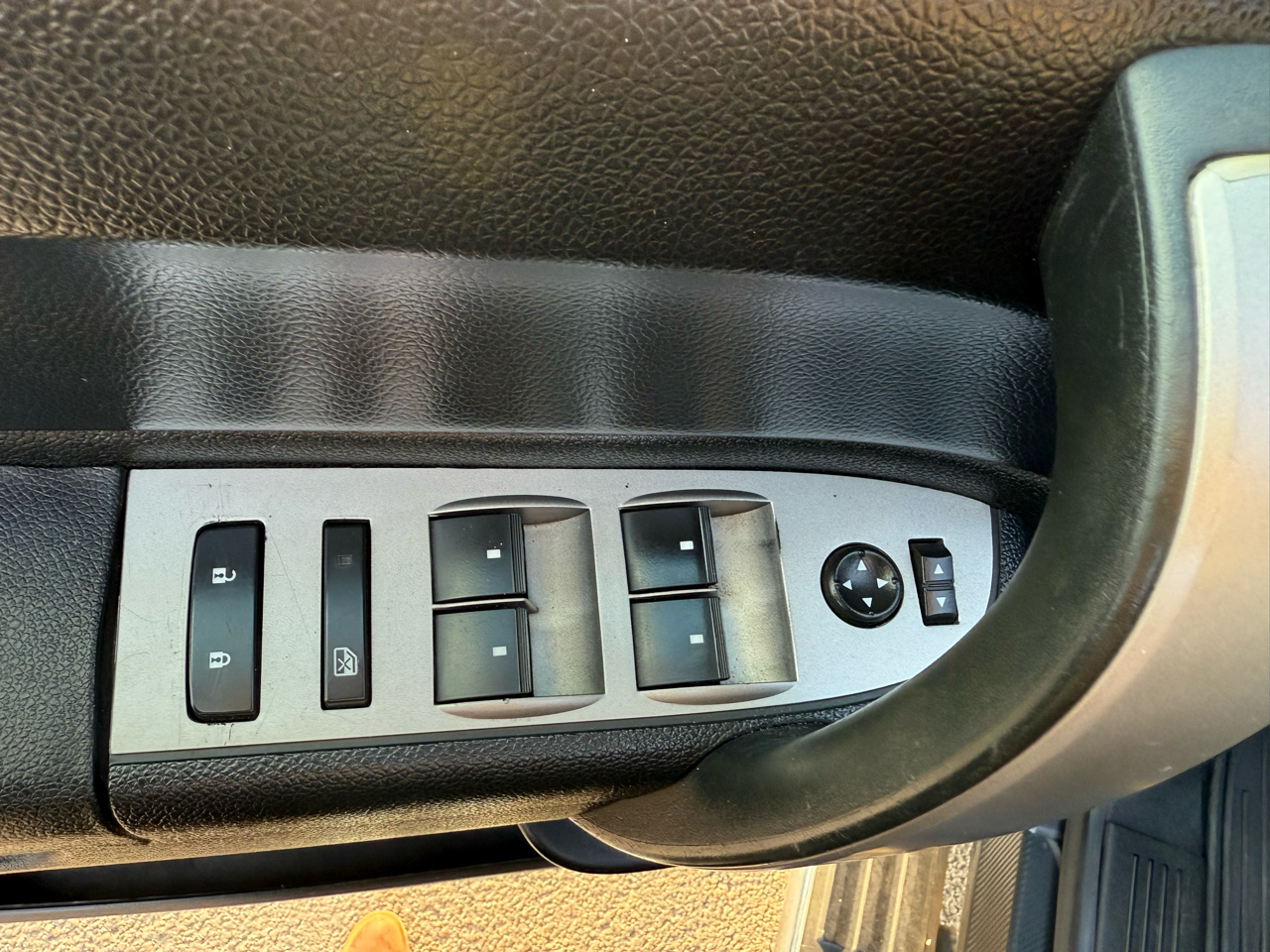 Chevrolet Silverado 2500HD LT Crew Cab 4WD 2011