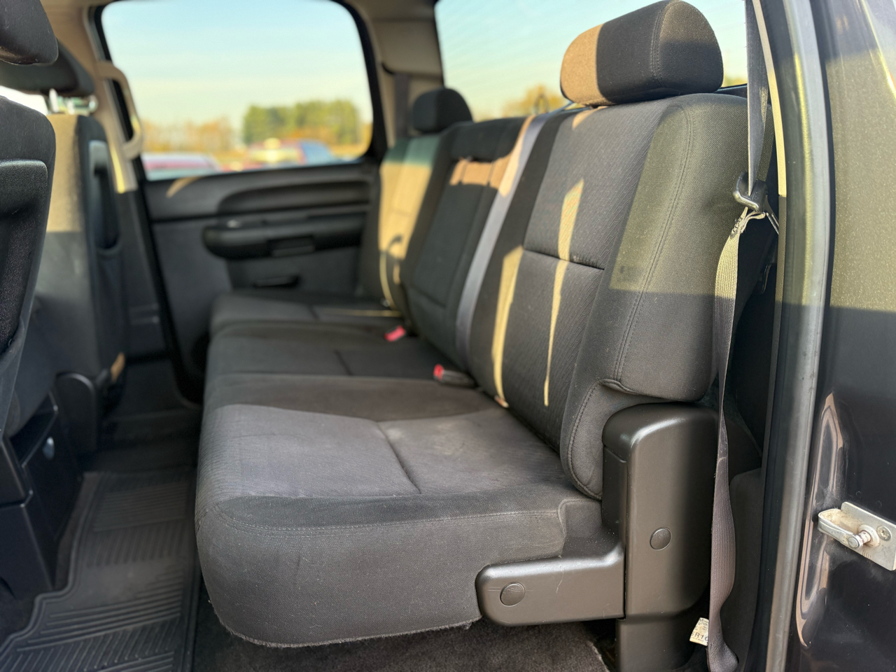 Chevrolet Silverado 2500HD LT Crew Cab 4WD 2011