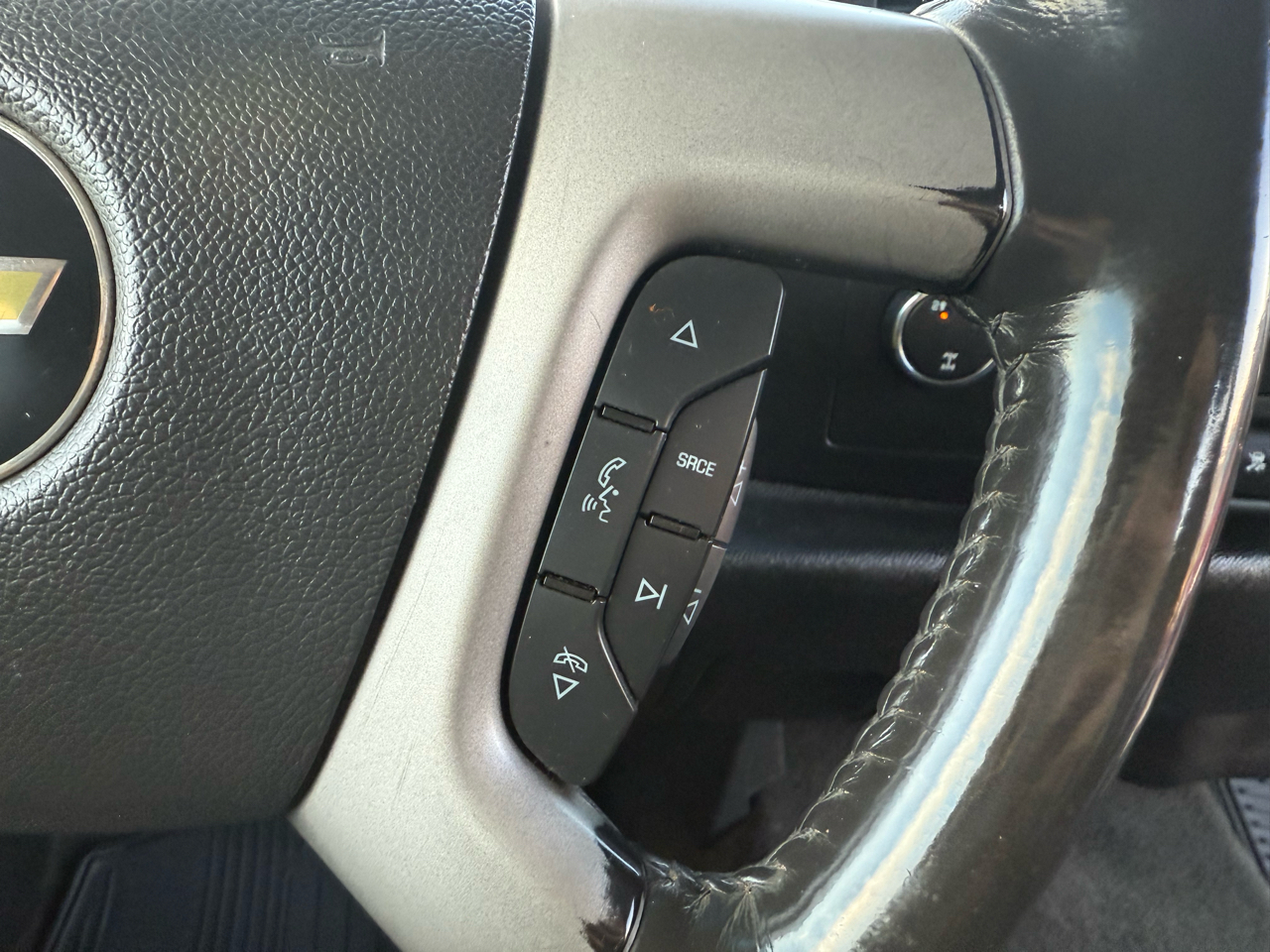 Chevrolet Silverado 2500HD LT Crew Cab 4WD 2011