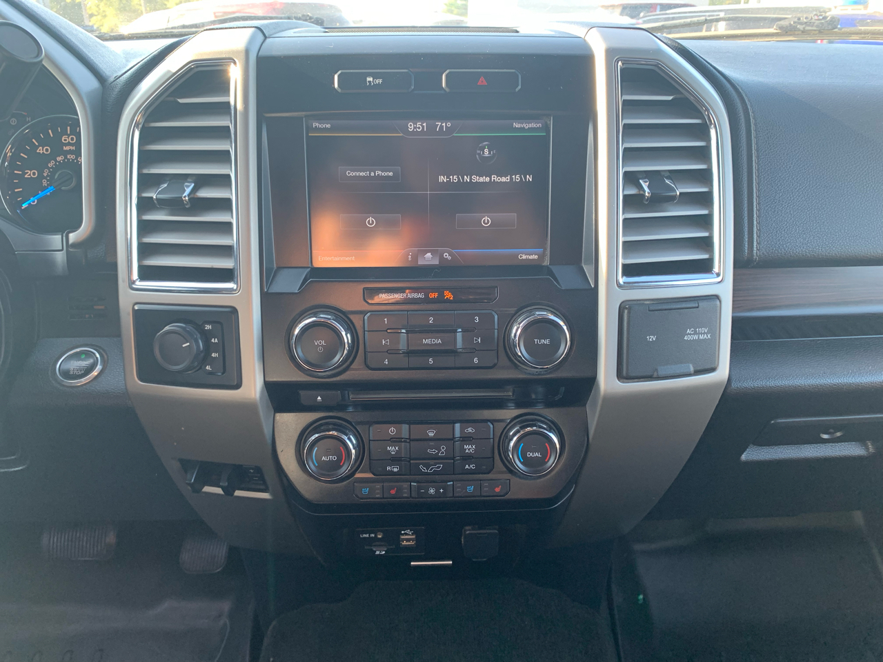 Ford F-150 XL SuperCrew 5.5-ft. Bed 4WD 2015