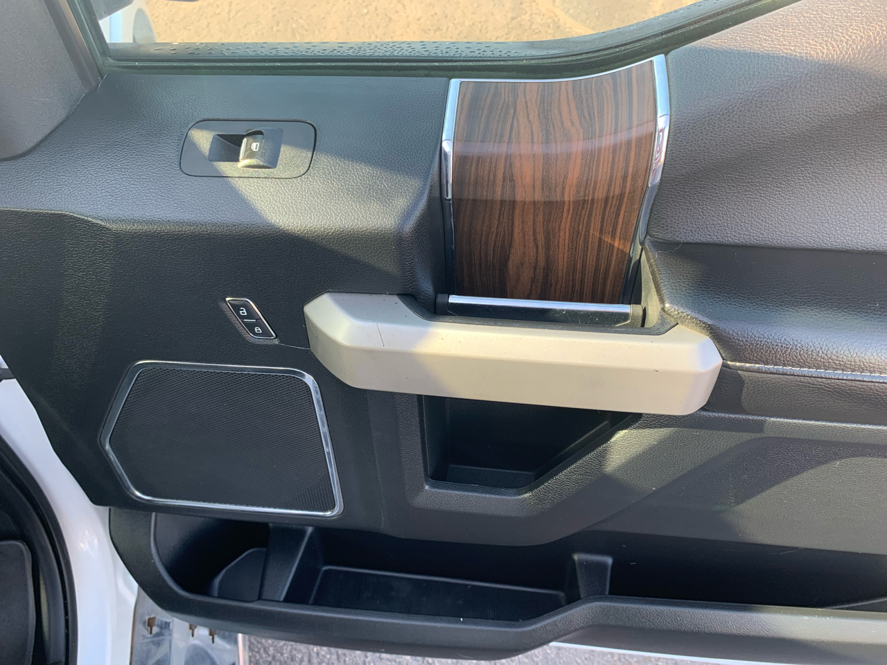 Ford F-150 XL SuperCrew 5.5-ft. Bed 4WD 2015