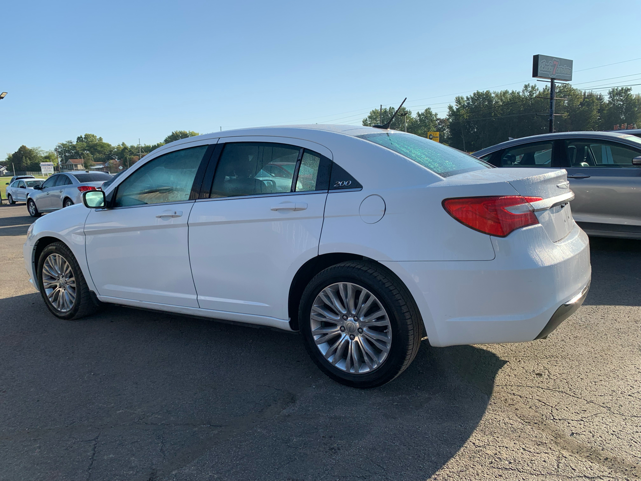 Chrysler 200 Touring 2012