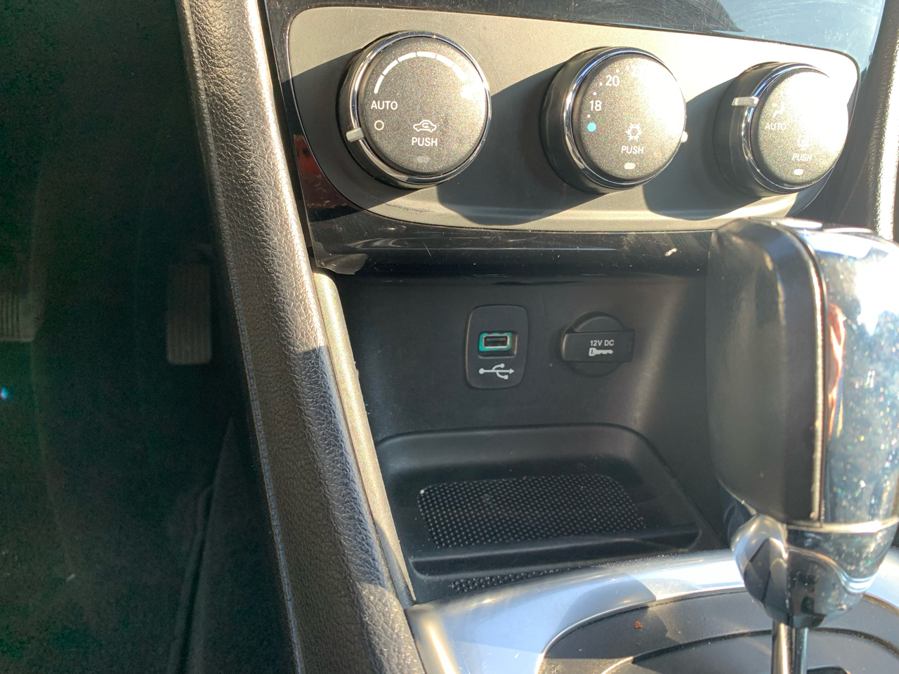 Chrysler 200 Touring 2012