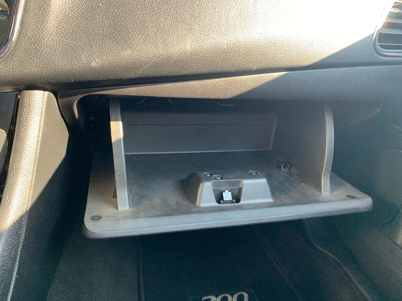 Chrysler 200 Touring 2012