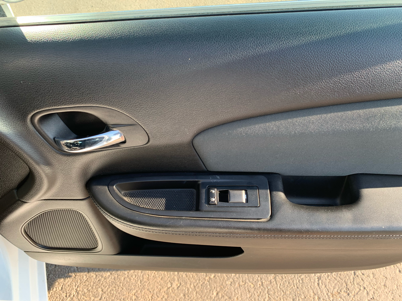 Chrysler 200 Touring 2012