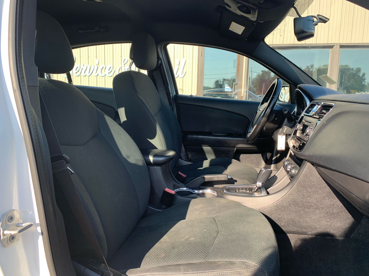 Chrysler 200 Touring 2012