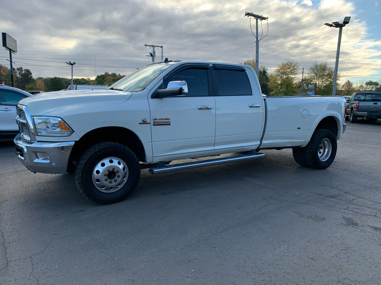 RAM 3500 Laramie Crew Cab LWB 4WD DRW 2017