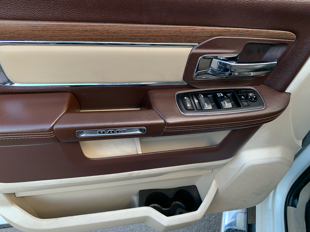 RAM 3500 Laramie Crew Cab LWB 4WD DRW 2017